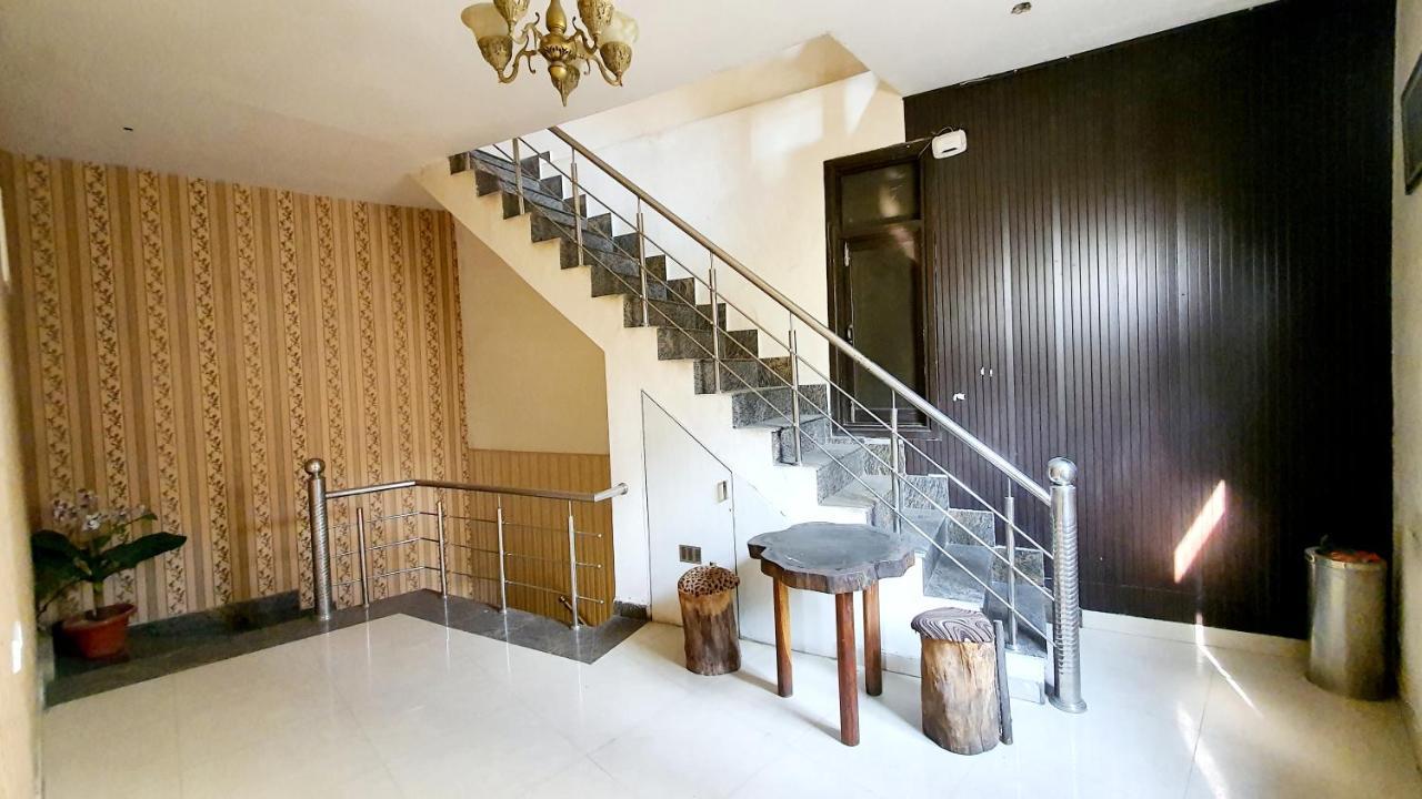 Hotel Amritsar Inn Zewnętrze zdjęcie
