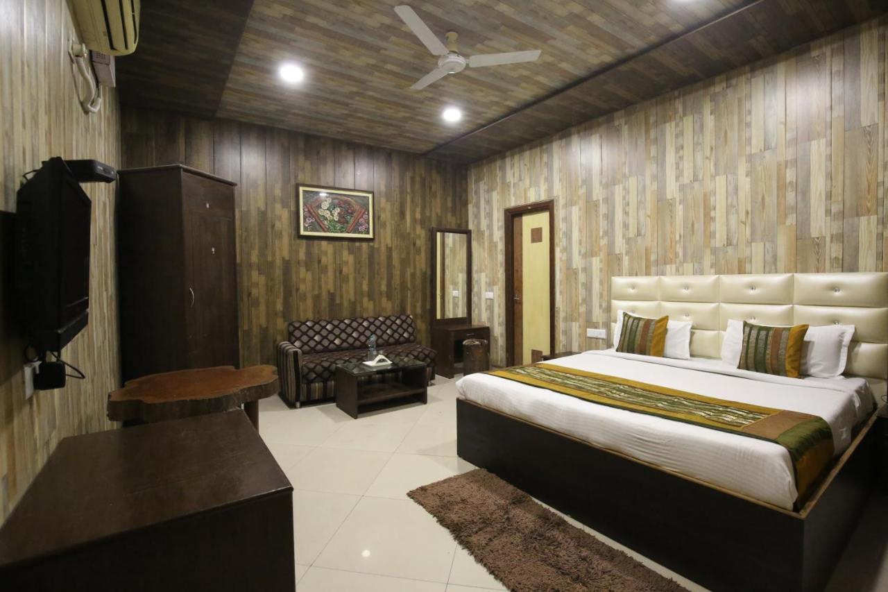 Hotel Amritsar Inn Zewnętrze zdjęcie