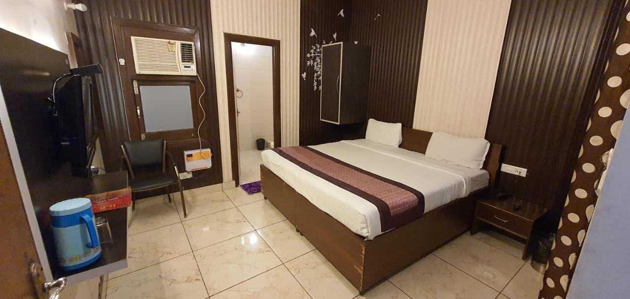 Hotel Amritsar Inn Zewnętrze zdjęcie