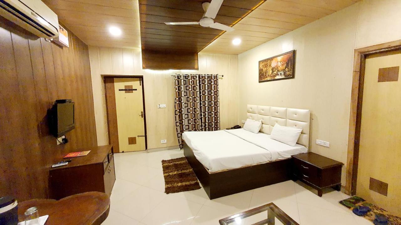 Hotel Amritsar Inn Zewnętrze zdjęcie