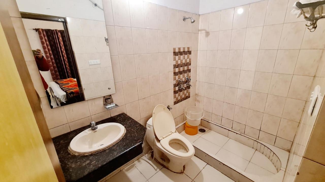 Hotel Amritsar Inn Zewnętrze zdjęcie